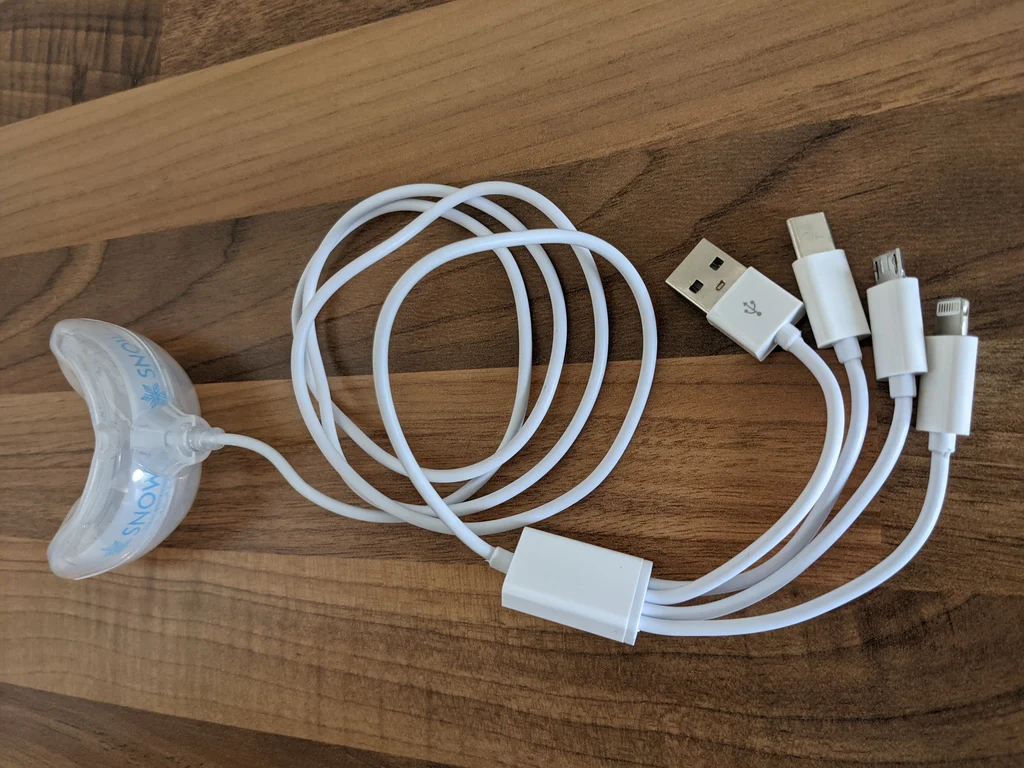 SNOW Teeth Whitening Kit Review - 4 Cables In One