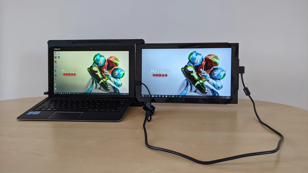 Using The Mobile Pixels Trio Max
